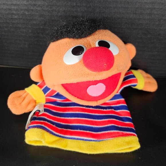 Fisher Price Sesame Street Ernie Plush 9 Inch Hand Puppet. Mattel 2004 - Picture 1 of 8